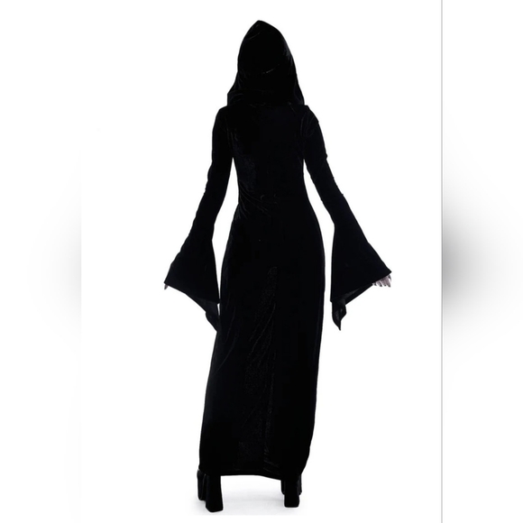 NWOT Killstar Deadstock Lucinda Hooded Cloak Black Size S - Picture 2 of 10